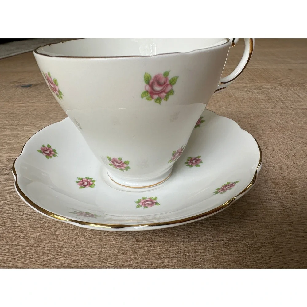 Vintage Regency English‎ Bone China Tea Cup Set Pink Rosebud Gold Trim England